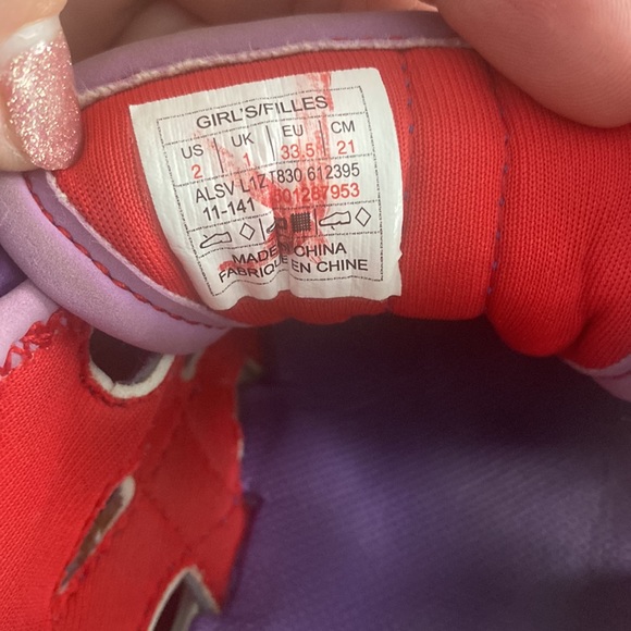 Girls’ size 2 sandals in excellent used condition. - Picture 4 of 5